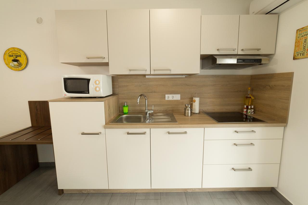 Apartma Mariposa Banovci Luaran gambar